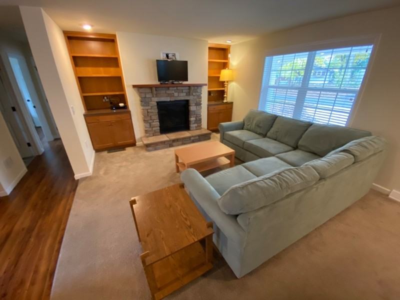 2094 Fieldcrest Dr - Photo 3 of 39