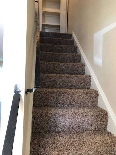 6226 Laurelton Ave - Photo 5 of 15