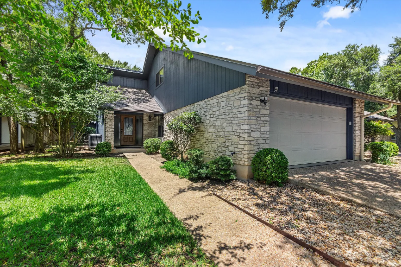 8606 Mesa Dr #A - Photo 2 of 35