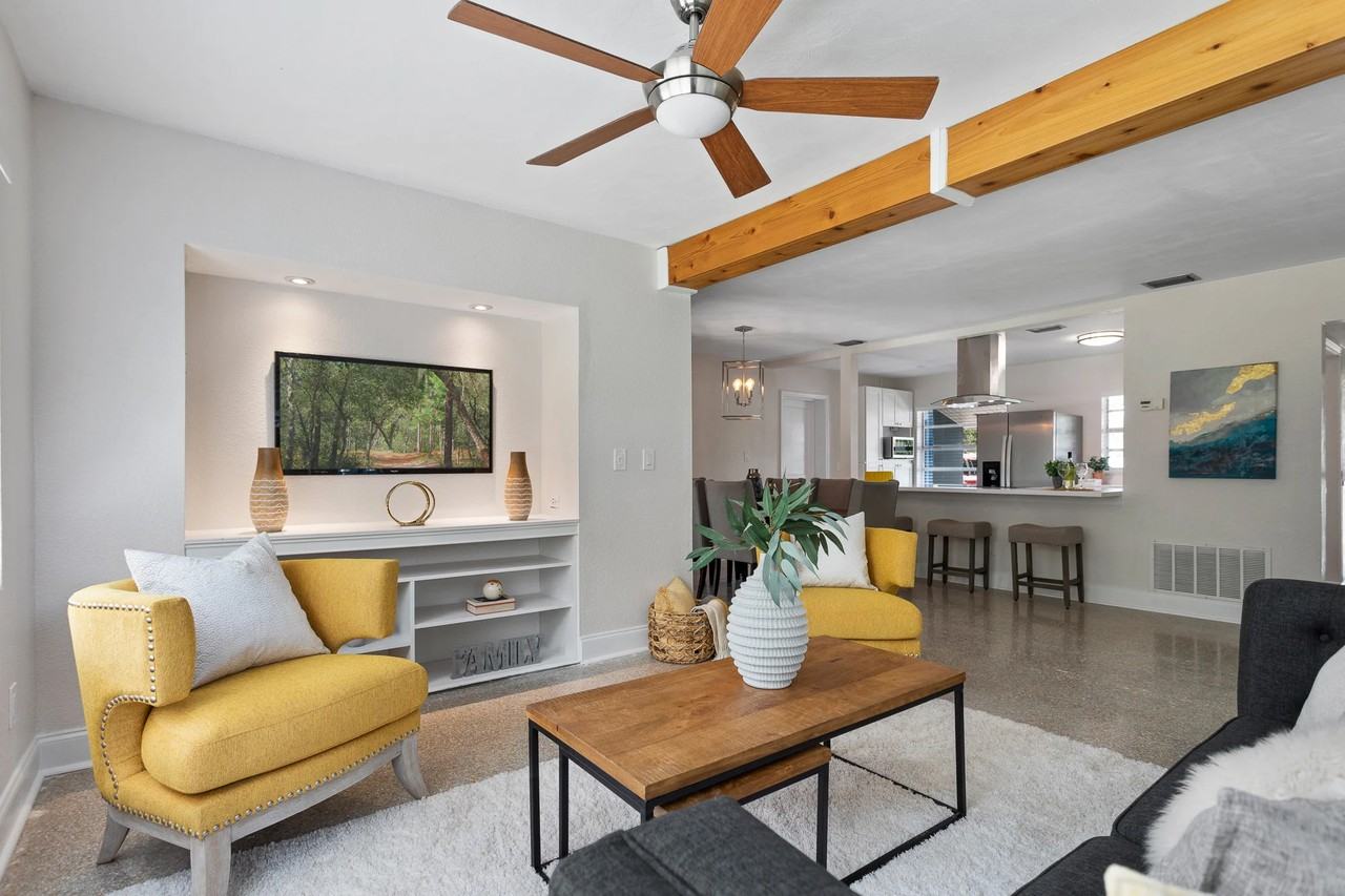 2356 Coldstream Dr - Photo 5 of 21