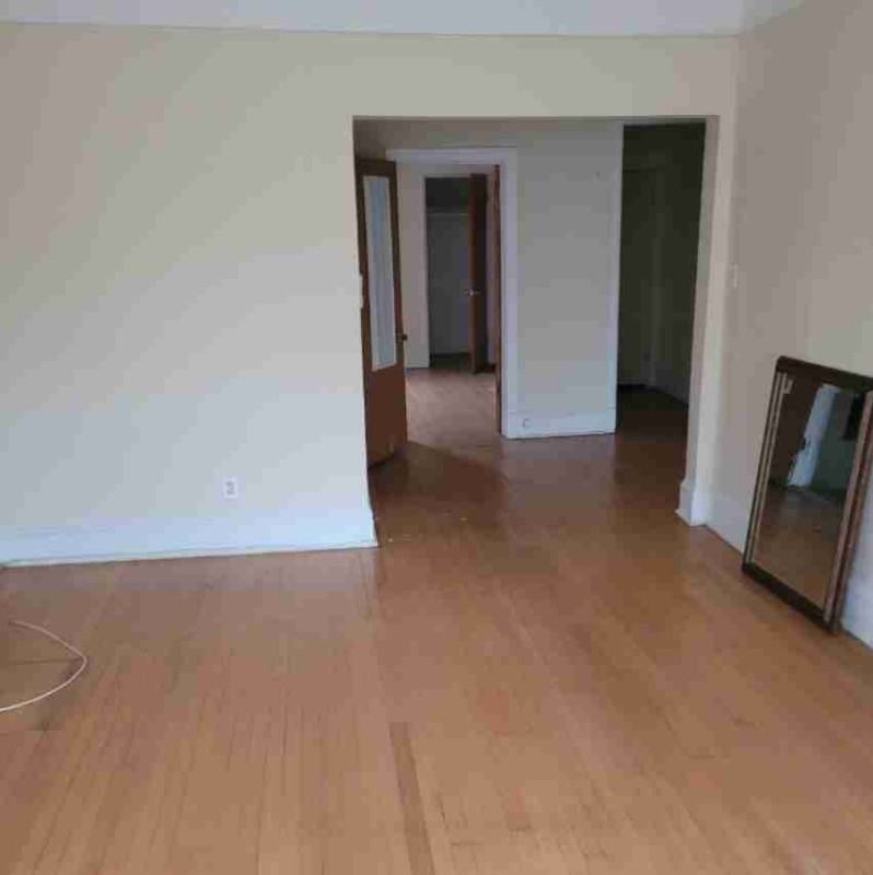 4319 S Michigan Ave #3 - Photo 3 of 7