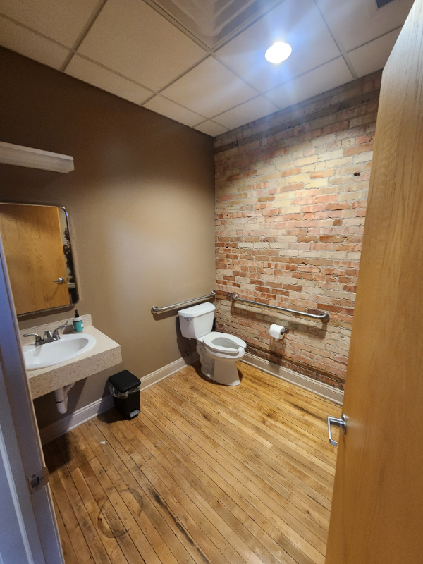 9 Main St - Photo 4 of 29