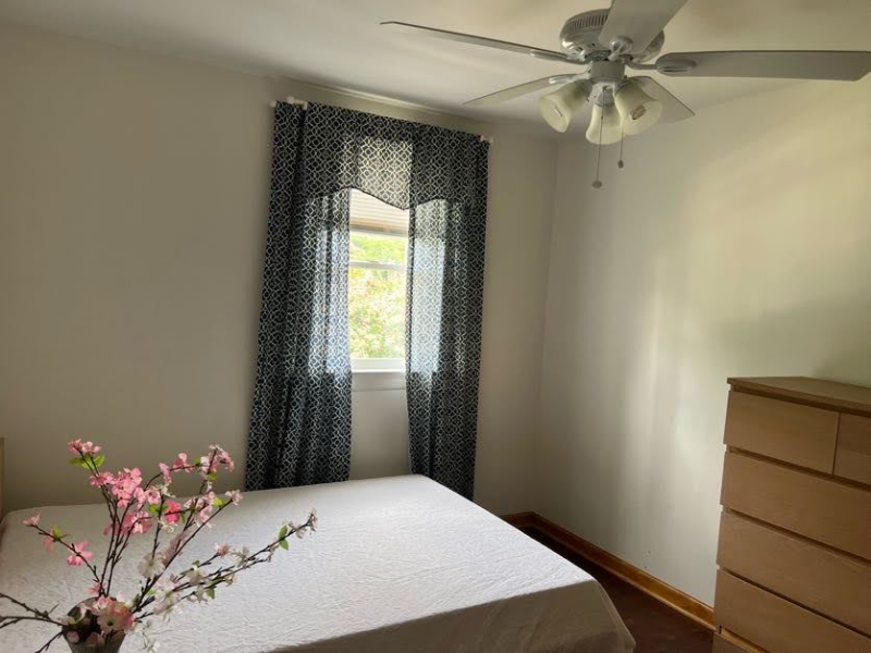 2400 W 27th St #2F - Photo 2 of 4