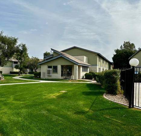 9231 N 99th Ave - Photo 5 of 22