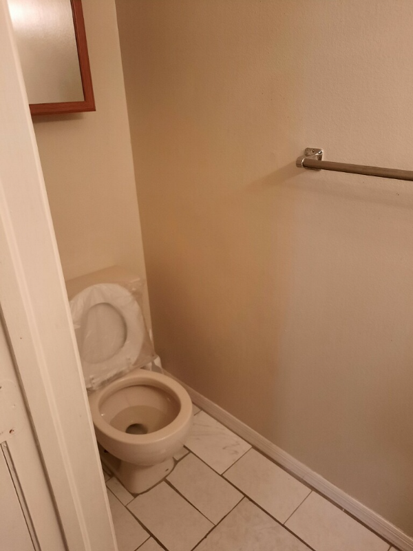 6446 Pennsylvania Ave #4 - Photo 4 of 9