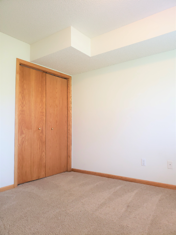 1415 Peitz Ave - Photo 6 of 6