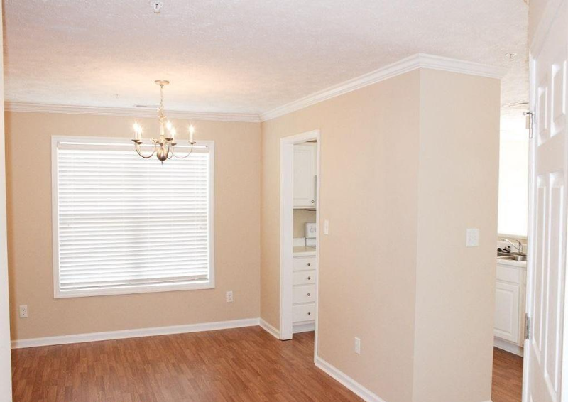 3326 Harbour Pointe Pl #1 - Photo 4 of 25