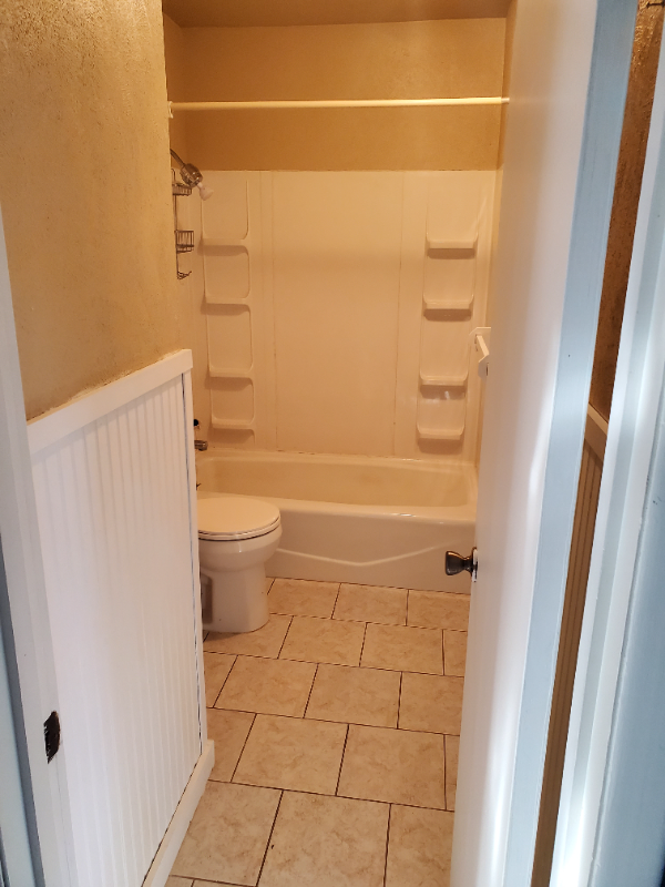 2301 Morrison Dr - Photo 2 of 9