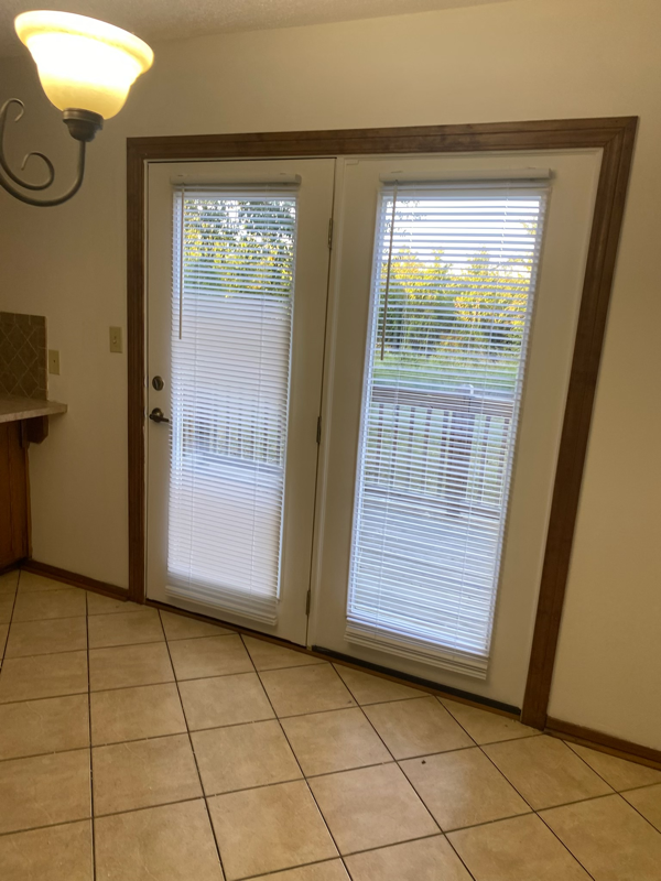 2915 Laura Ln #A - Photo 6 of 26