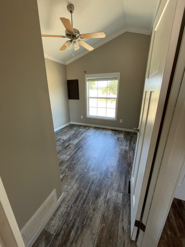 219 Antler Ridge Trl - Photo 7 of 9