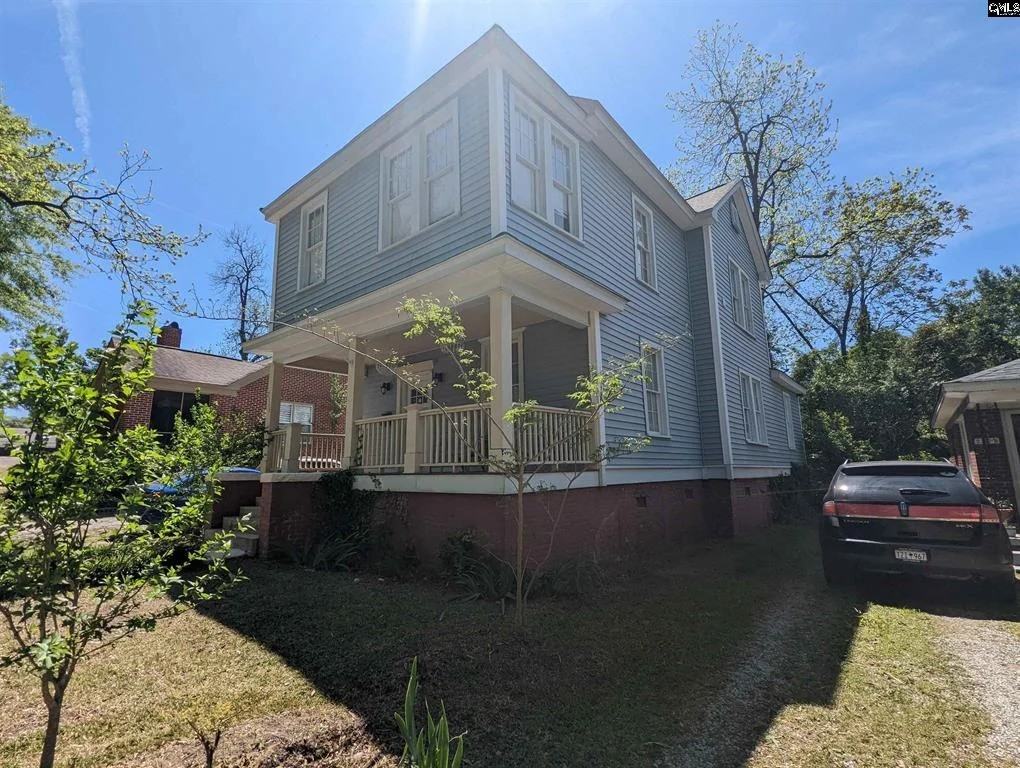 2115 Wallace St - Photo 6 of 24