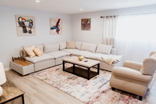 11153 Morrison St - Photo 1 of 1