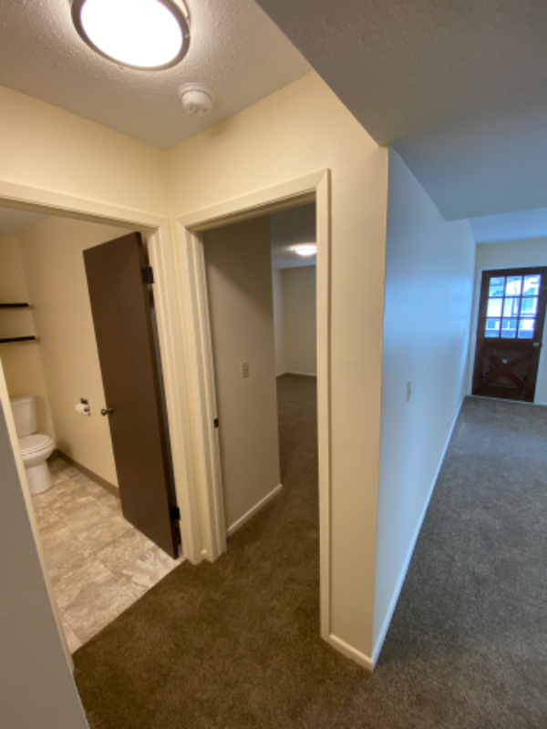 2005 Nw Hickory Ln #5 - Photo 6 of 11