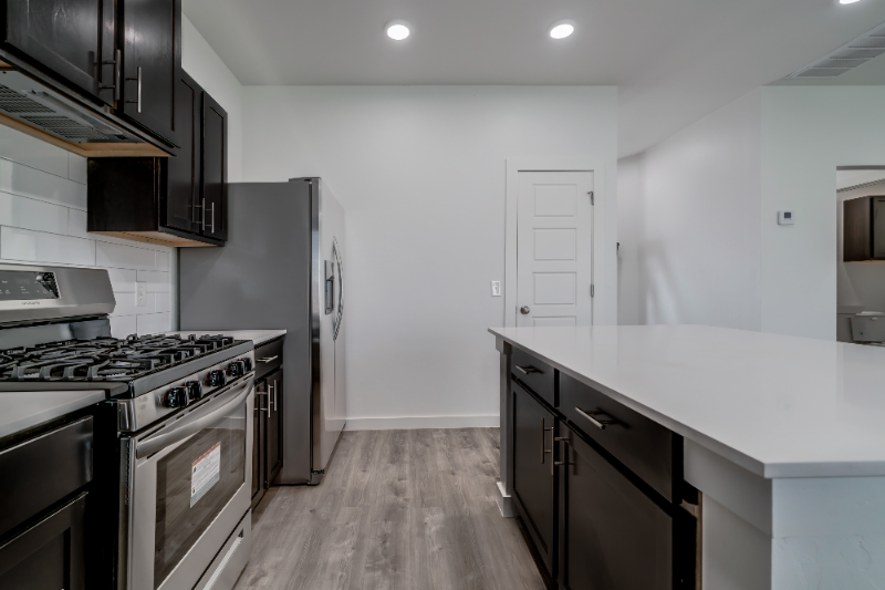 13520 Vinita Dr - Photo 7 of 21