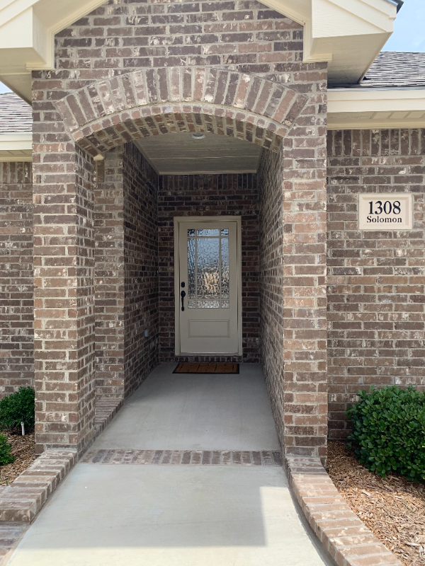 1308 Solomon Ln - Photo 2 of 20