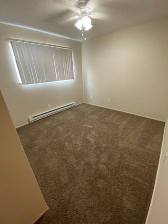 6287 Ne Glisan St - Photo 6 of 10