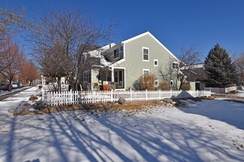 4036 Plum Creek Dr - Photo 4 of 35