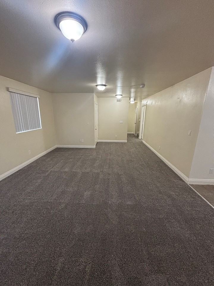 160 West 52nd Street - Photo 2 of 21