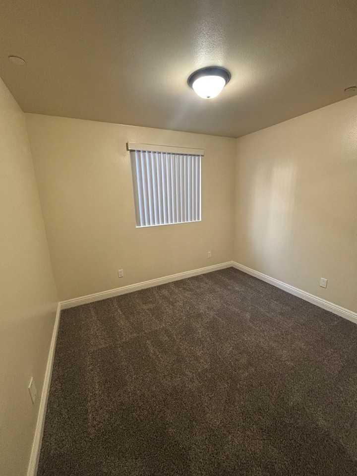 160 West 52nd Street - Photo 7 of 21