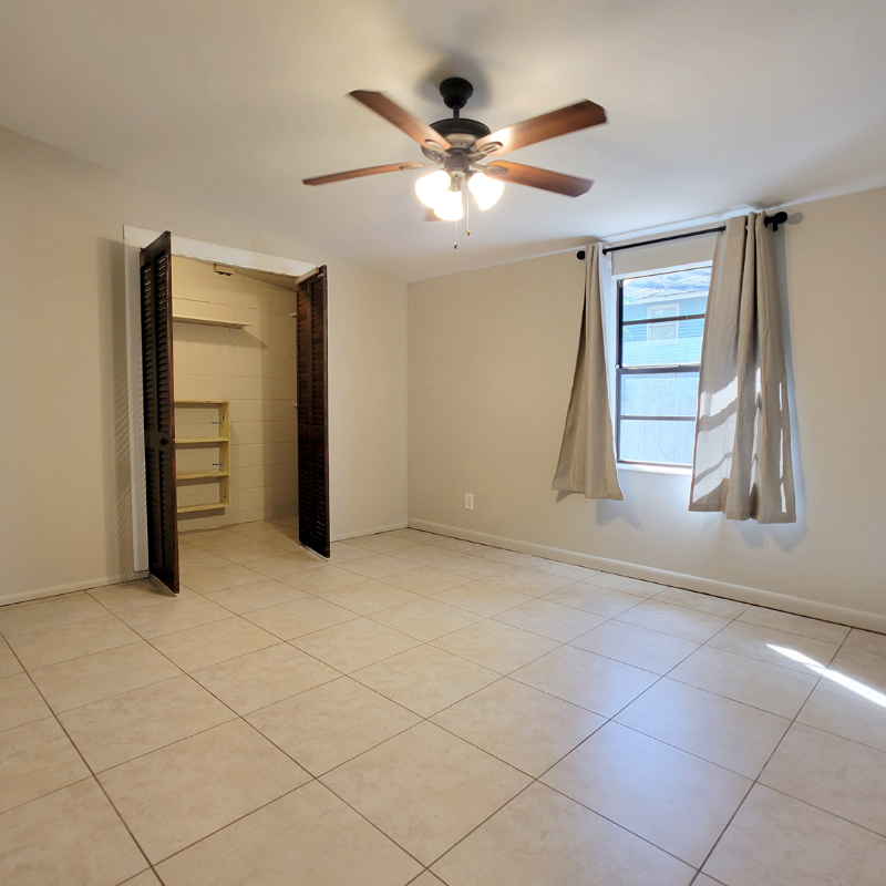 404 Bullard Pkwy - Photo 2 of 15