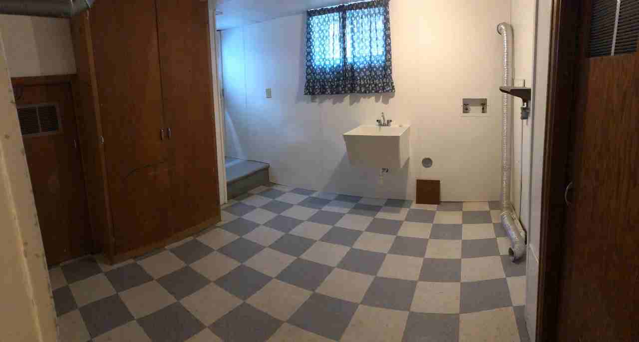 123 9th St - Photo 4 of 5