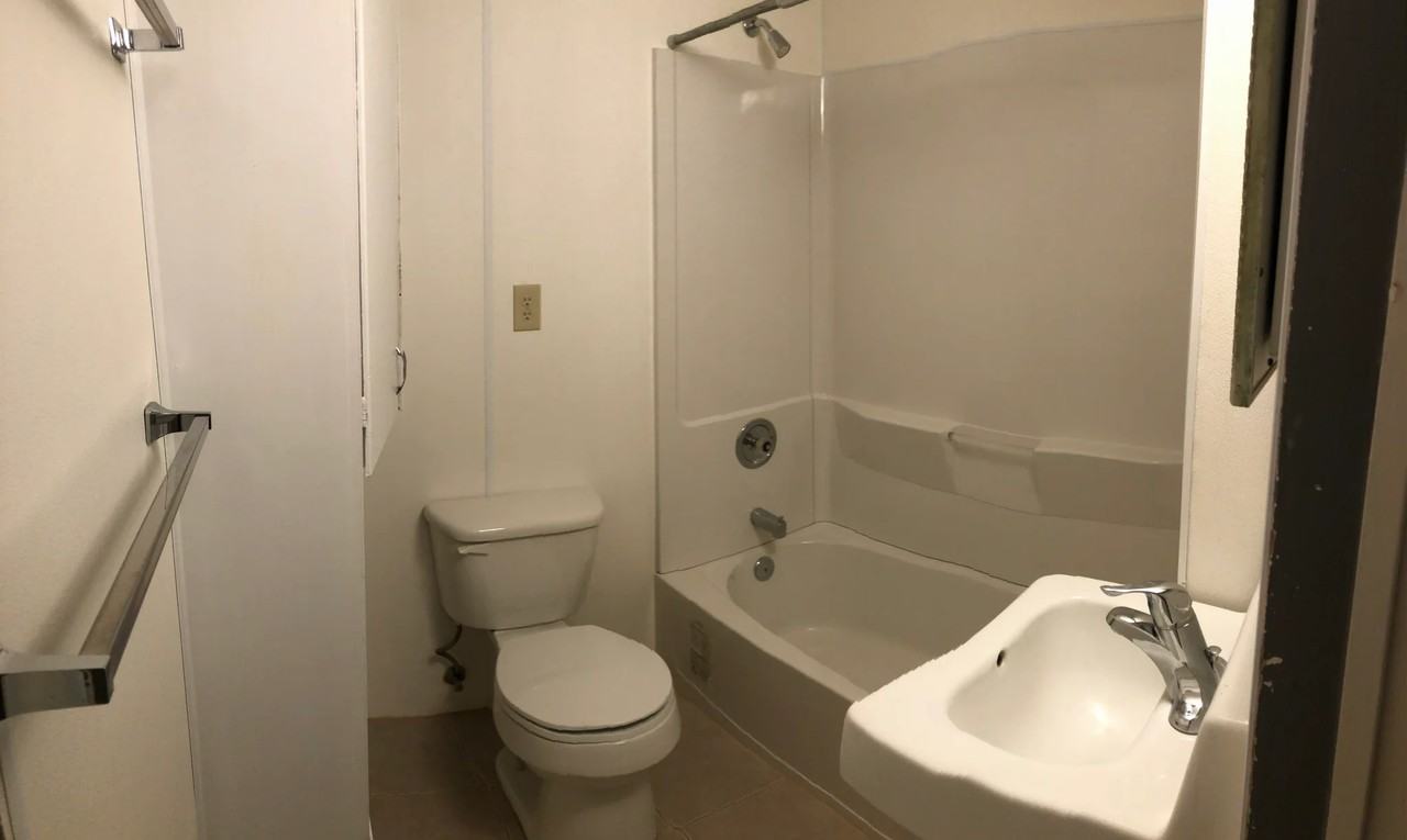 123 9th St - Photo 5 of 5