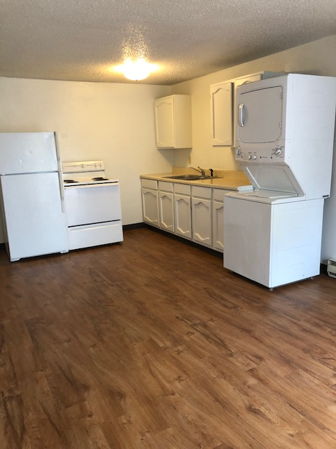 818 S Avenue A #818 - Photo 3 of 12