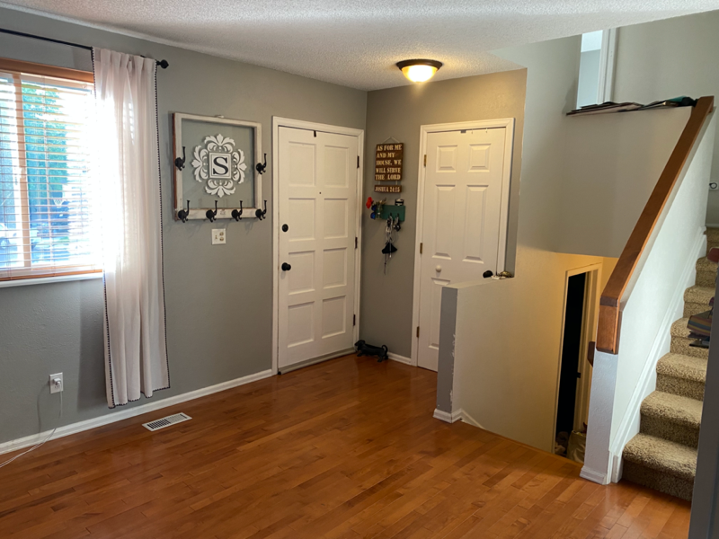 13542 Hazel Pl - Photo 4 of 9