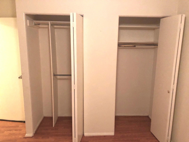 9083 Meadow Heights Rd - Photo 6 of 11
