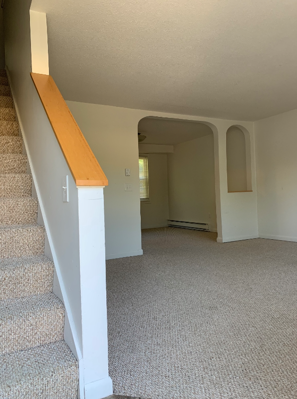 252 West St #4 - Photo 2 of 9