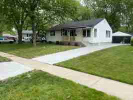 featured image of 3802 Eagle Ln