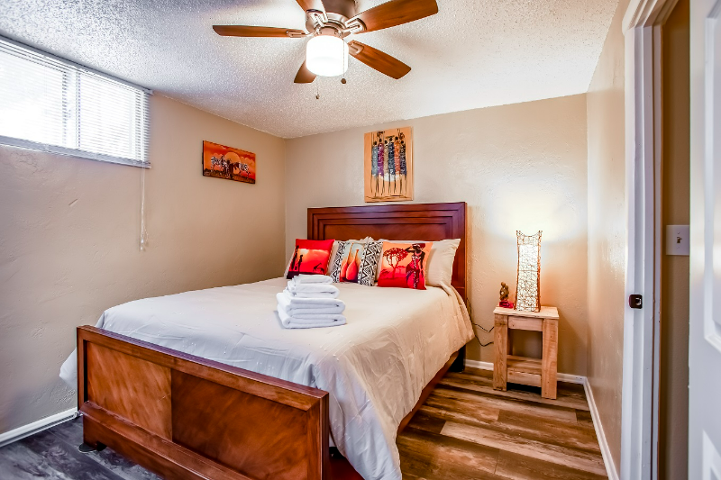 17 Yosemite St #B - Photo 3 of 10