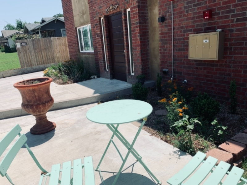 1132 Nw 34th St - Photo 3 of 22