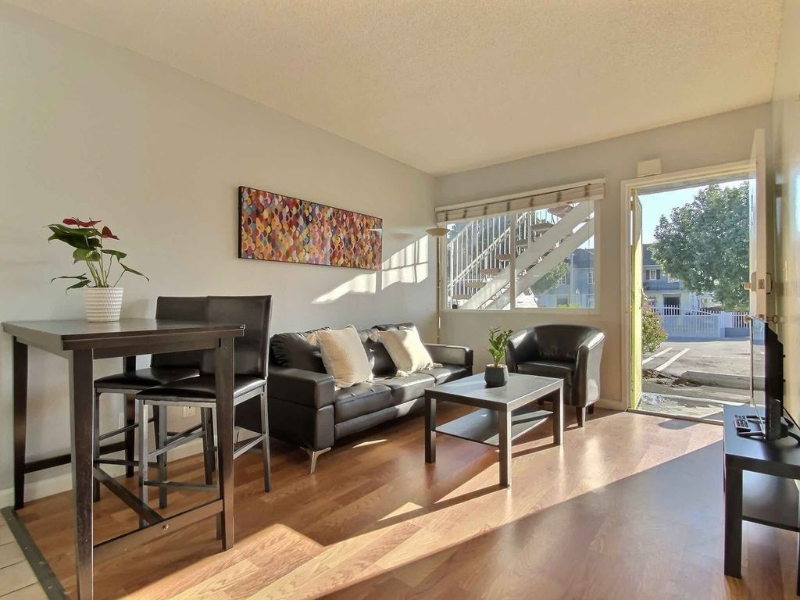 4201 Mcclung Dr - Photo 2 of 8