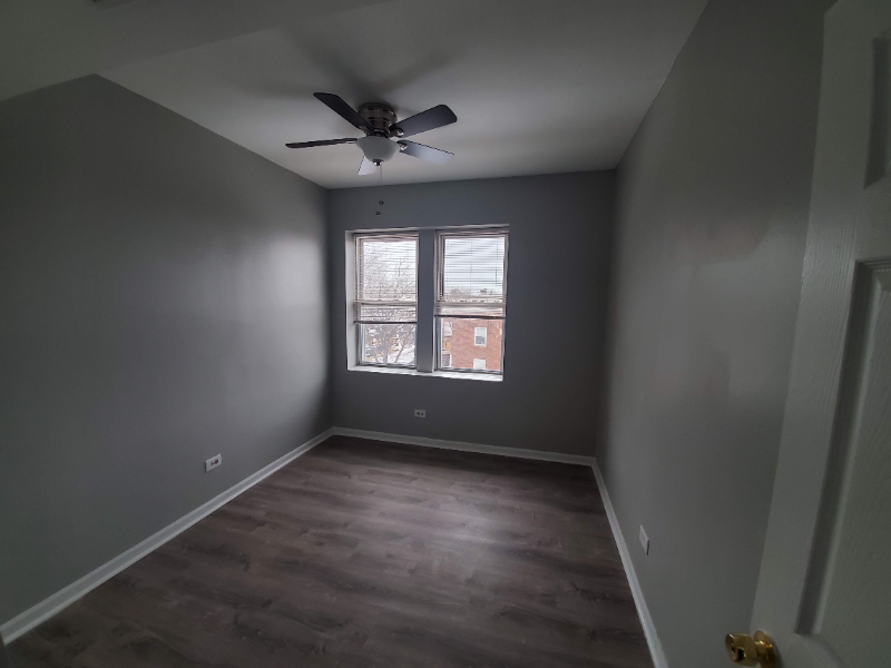 4034 W Palmer St #3 - Photo 5 of 10