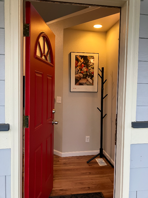 5515 N Syracuse St - Photo 4 of 28