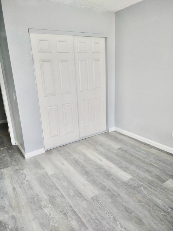 3500 Rainbow Ln - Photo 6 of 9