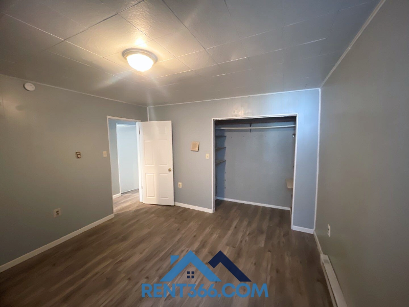 509 W Centre St - Photo 2 of 15