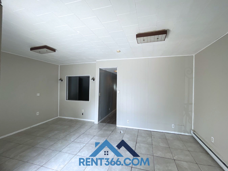 509 W Centre St - Photo 6 of 15