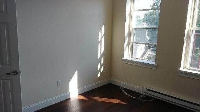 280 Verona Ave - Photo 3 of 6