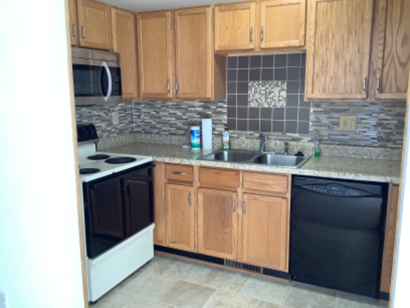 604 Topper Way - Photo 5 of 13