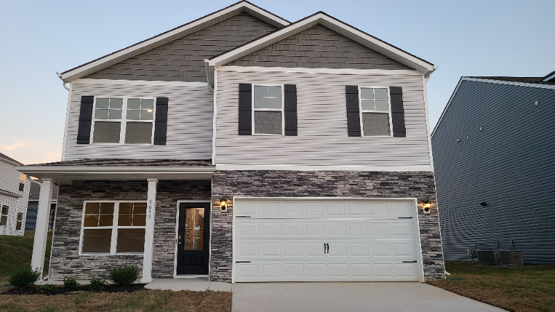 8643 Denali Path Ln - Photo 2 of 28