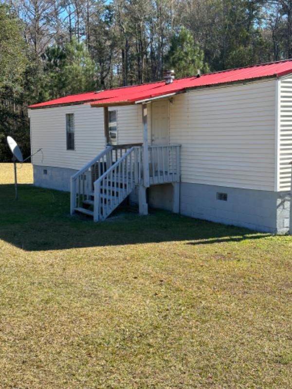 2104 Rutledge Rd - Photo 2 of 17