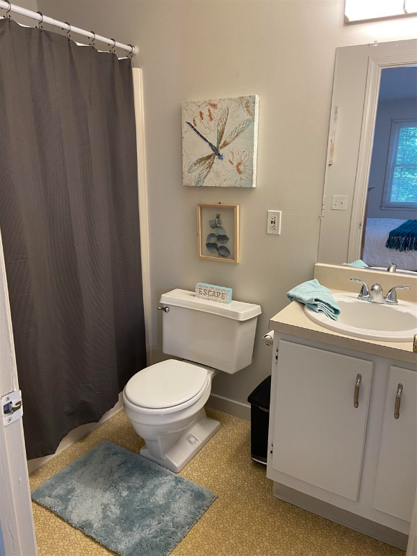 11 St James Pl Nashua Nh - Photo 5 of 26