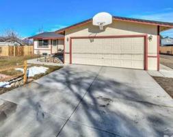 featured image of 1338 Jobs Peak Dr