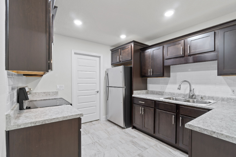 8079 Ira Dr - Photo 4 of 50