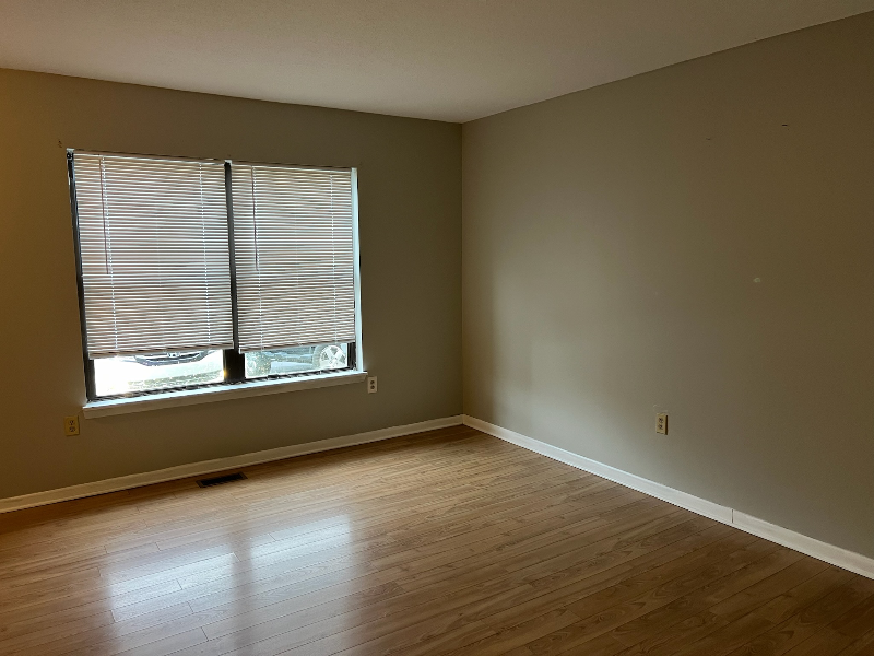 101 Northwinds Dr - Photo 2 of 11