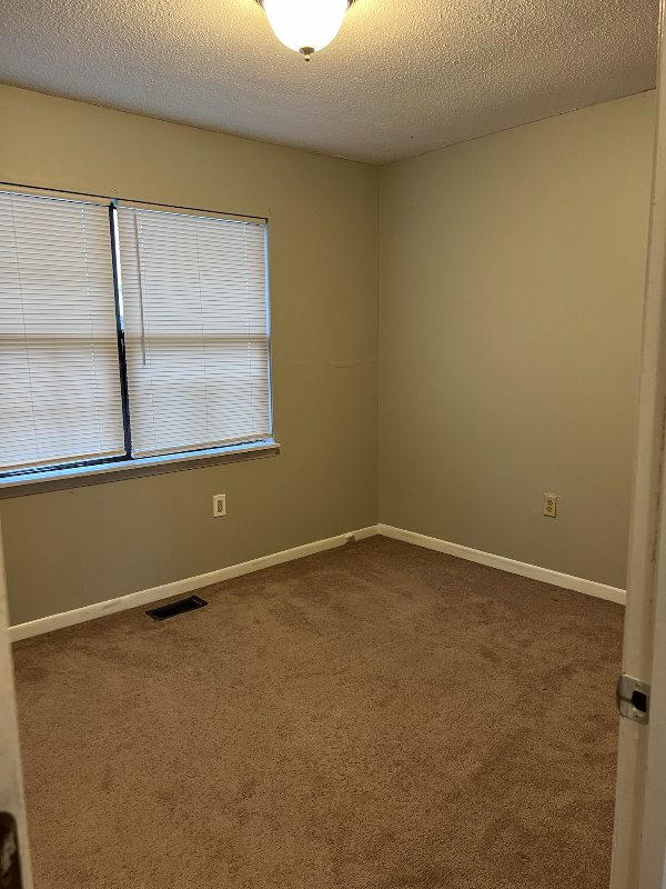 101 Northwinds Dr - Photo 6 of 11