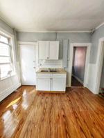 featured image of 205 Jefferson St #2ndFL