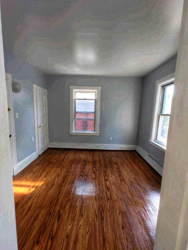 205 Jefferson St #2ndFL - Photo 3 of 6